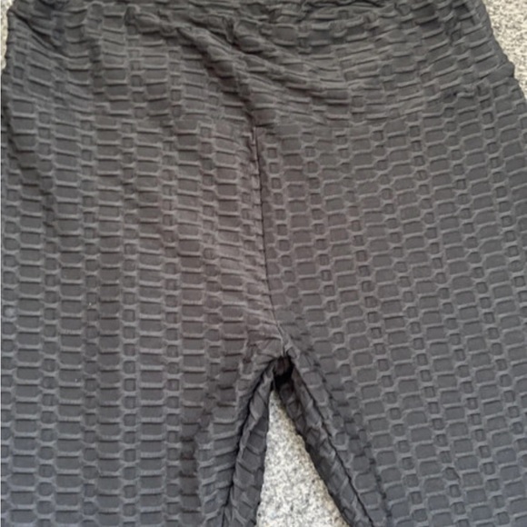 Bum scrunch leggings bundle - Picture 3 of 11